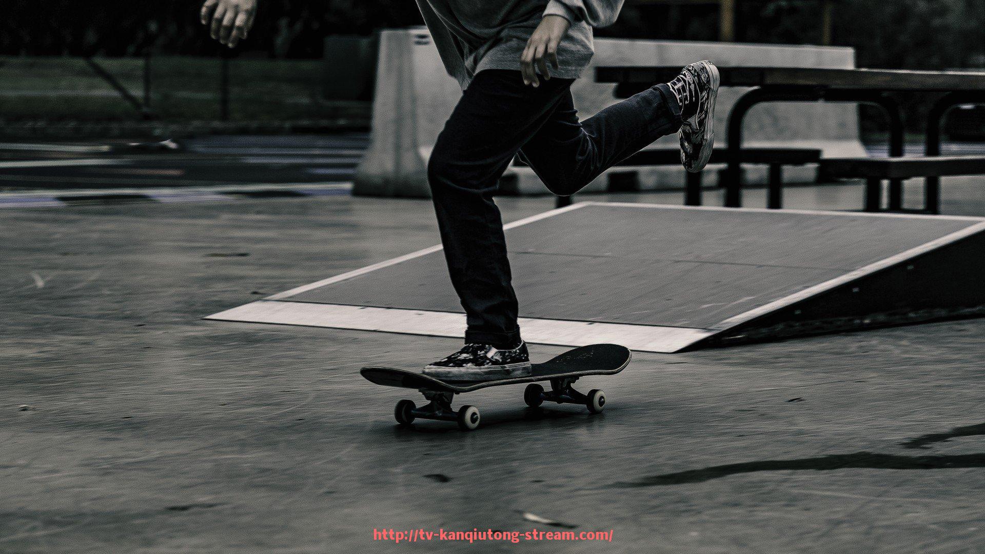 看球通-中超联赛每赛季持续时间与比赛密度分析